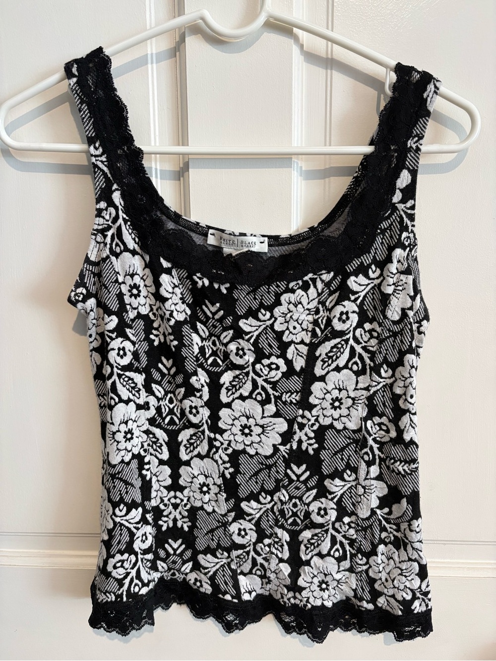 White House Black Market Floral Tapestry Lace-Trim Tank Top